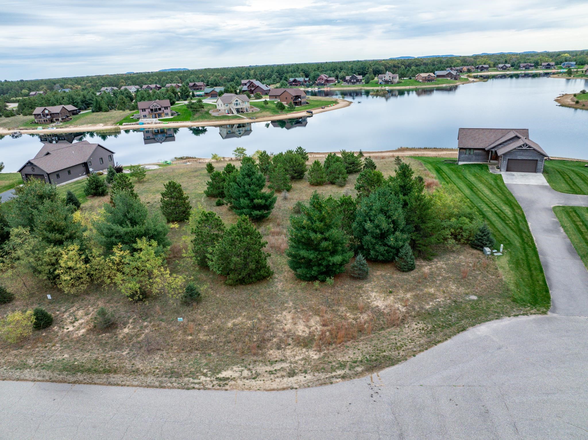 N7512 Rising Sun Court New Lisbon, WI 53950 - Photo 21 of 44