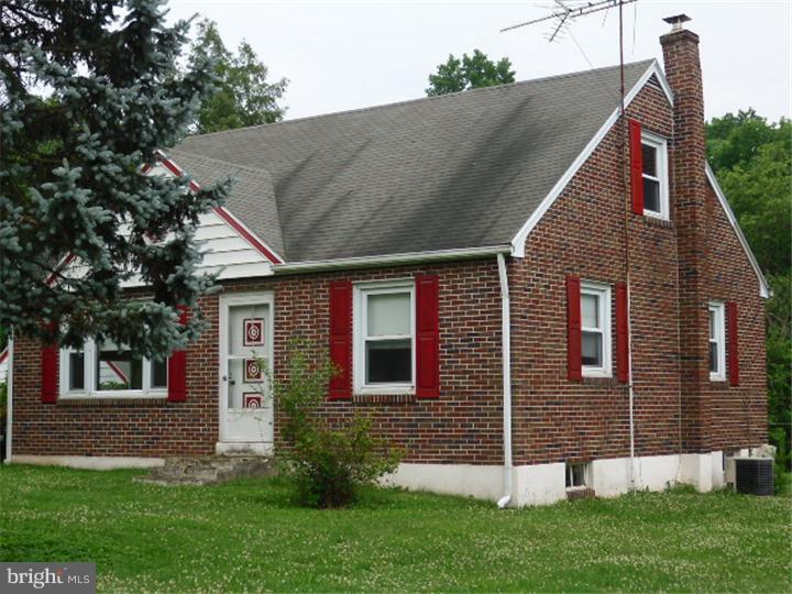 1552 St Peters Road Pottstown, PA 19465 - Photo 17 of 19 Exterior Side