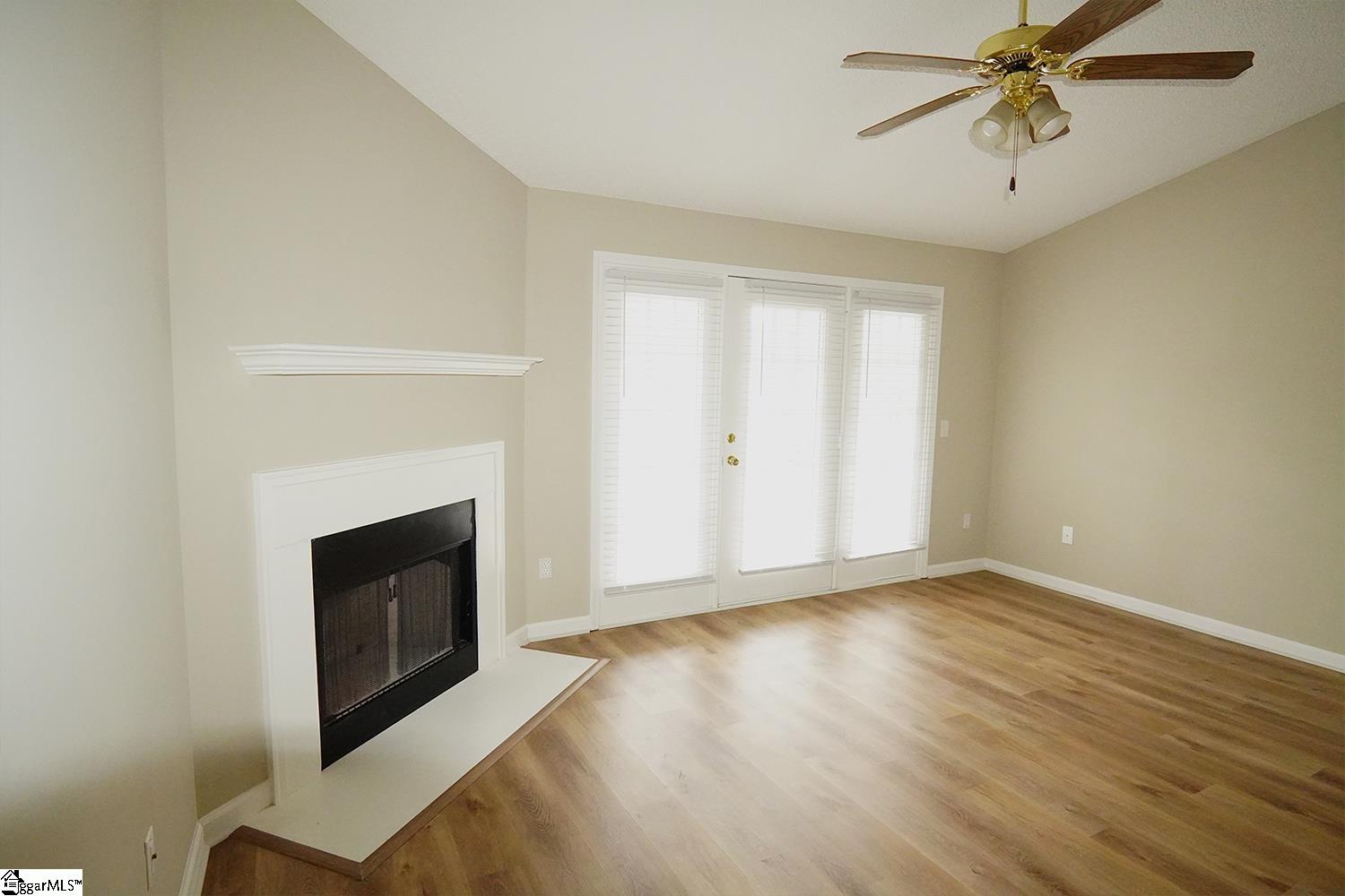 205 Pelham Square Way Greer, SC 29650 - Photo 3 of 4 Gallery Image 3