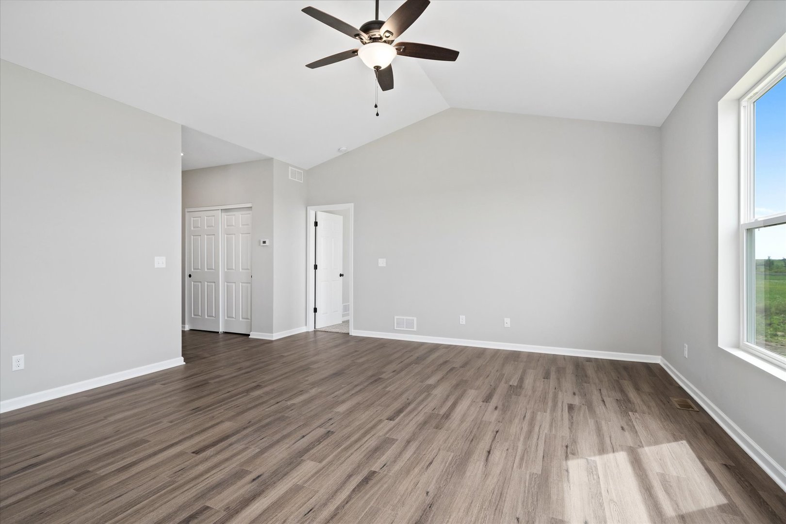 445 Windmill Way DeKalb, IL 60115 - Photo 4 of 28