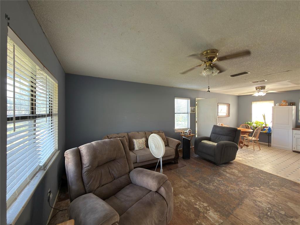 12776 Valverde Loop Terrell, TX 75161 - Photo 11 of 36