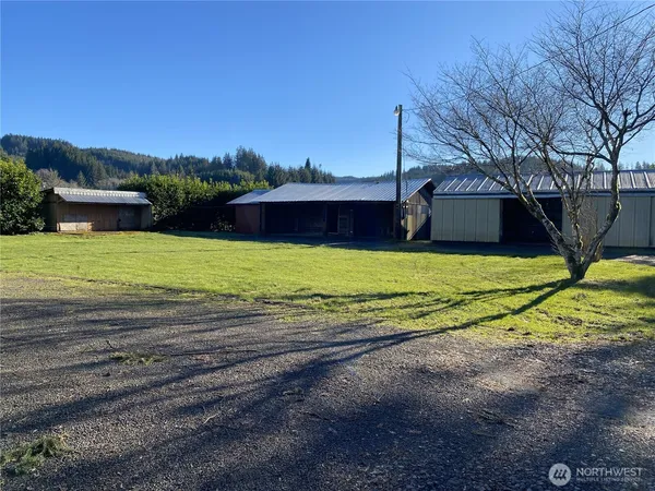 $444,000 | 234 West E Street, Forks, WA 98331