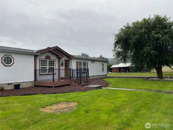 $444,000 | 234 West E Street, Forks, WA 98331