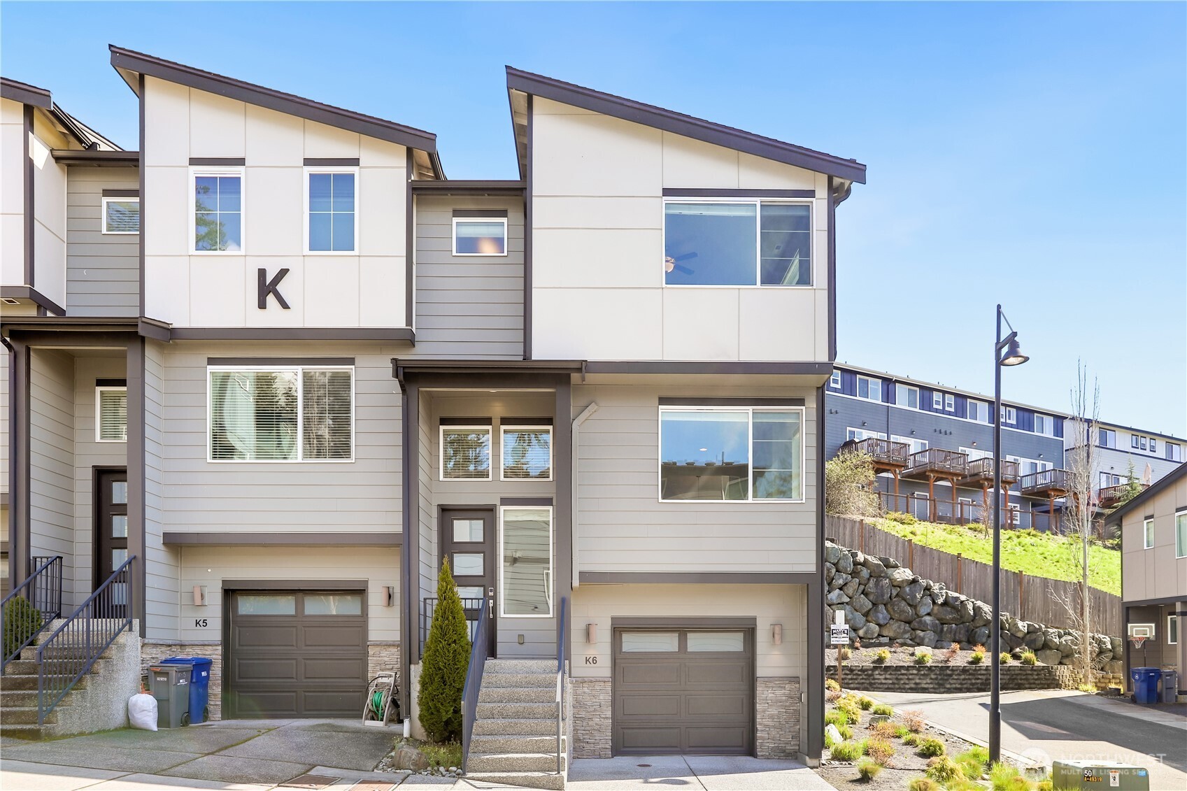 1325 Seattle Hill Road, Unit K6 Bothell, WA 98012 - Photo 1 of 31