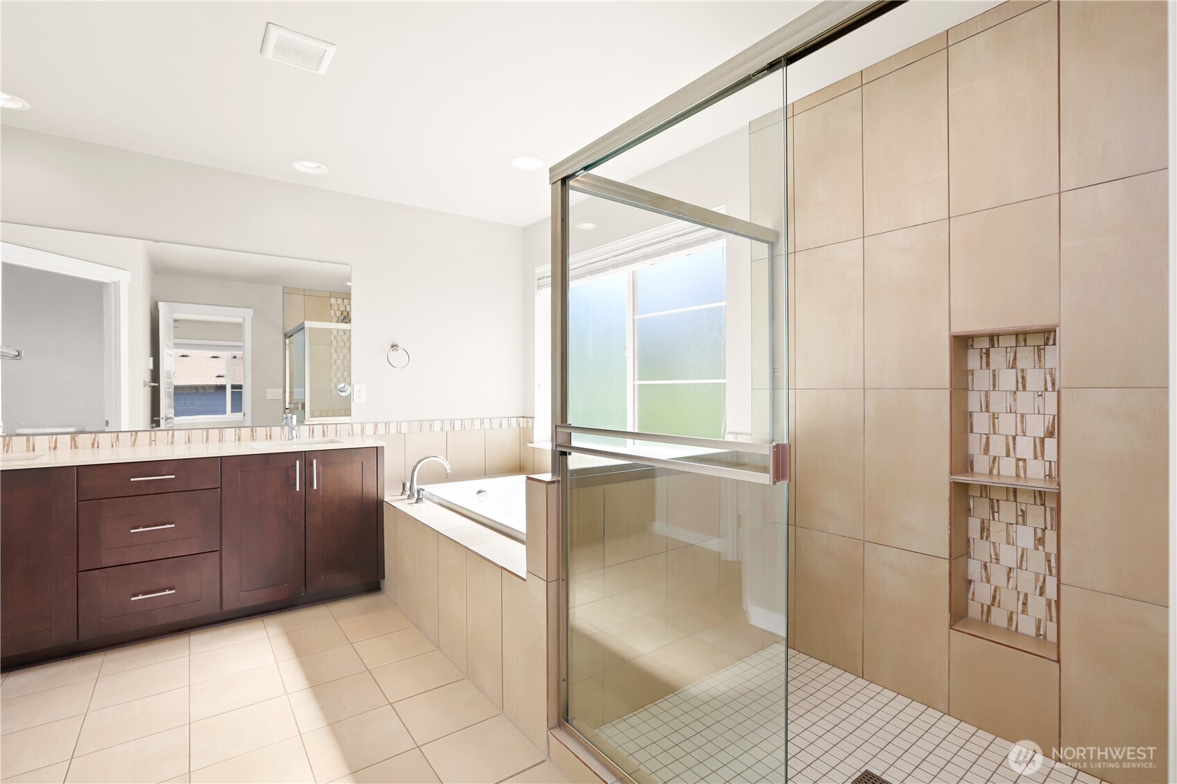 1325 Seattle Hill Road, Unit K6 Bothell, WA 98012 - Photo 23 of 31