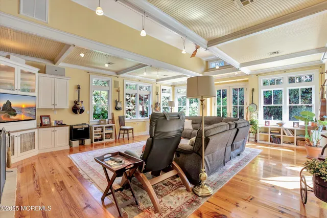 a house view with a outdoor space