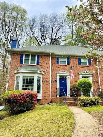 $2,400 | 8845 North River Parkway, Unit 2A, Atlanta, GA 30350