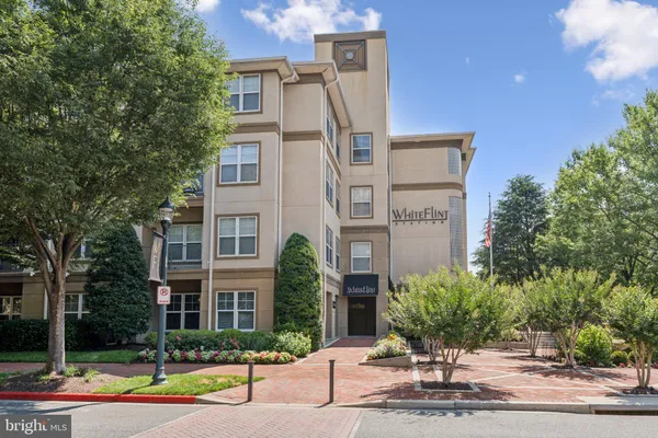 $295,500 | 11800 Old Georgetown Road, Unit 1120, North Bethesda, MD 20852