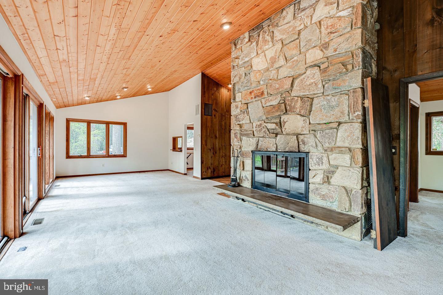 1328 Potomac School Road McLean, VA 22101 - Photo 7 of 31