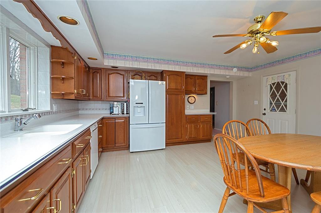 901 Hartge Road Lower Burrell, PA 15068 - Photo 8 of 25 Gallery Image 8