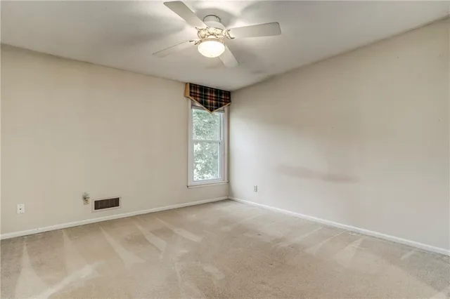 $350,000 | 10223 Monrovia, Lenexa, KS 66215