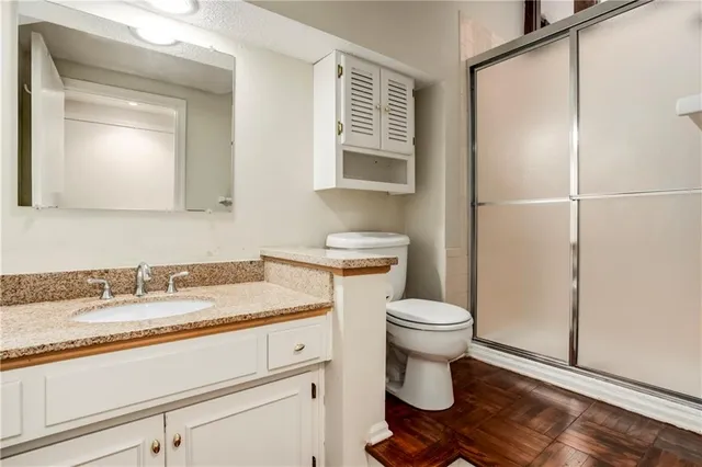 $350,000 | 10223 Monrovia, Lenexa, KS 66215