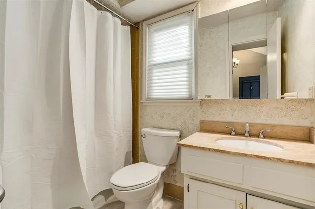 $350,000 | 10223 Monrovia, Lenexa, KS 66215