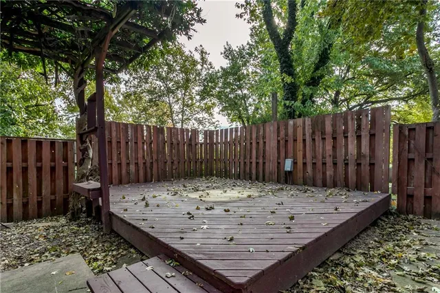 $350,000 | 10223 Monrovia, Lenexa, KS 66215