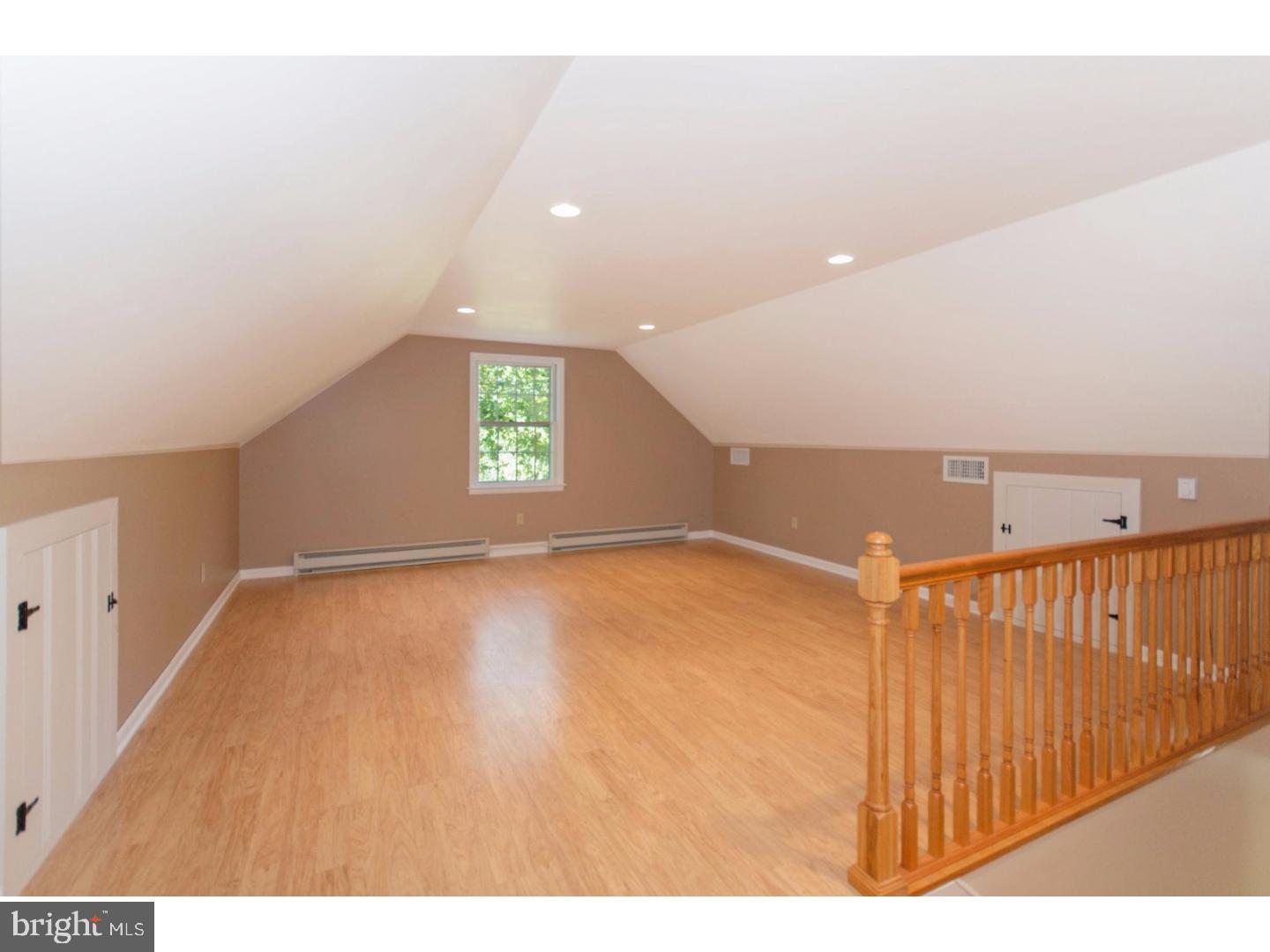 818 Sweetbriar Road Perkasie, PA 18944 - Photo 17 of 25 Gallery Image 17