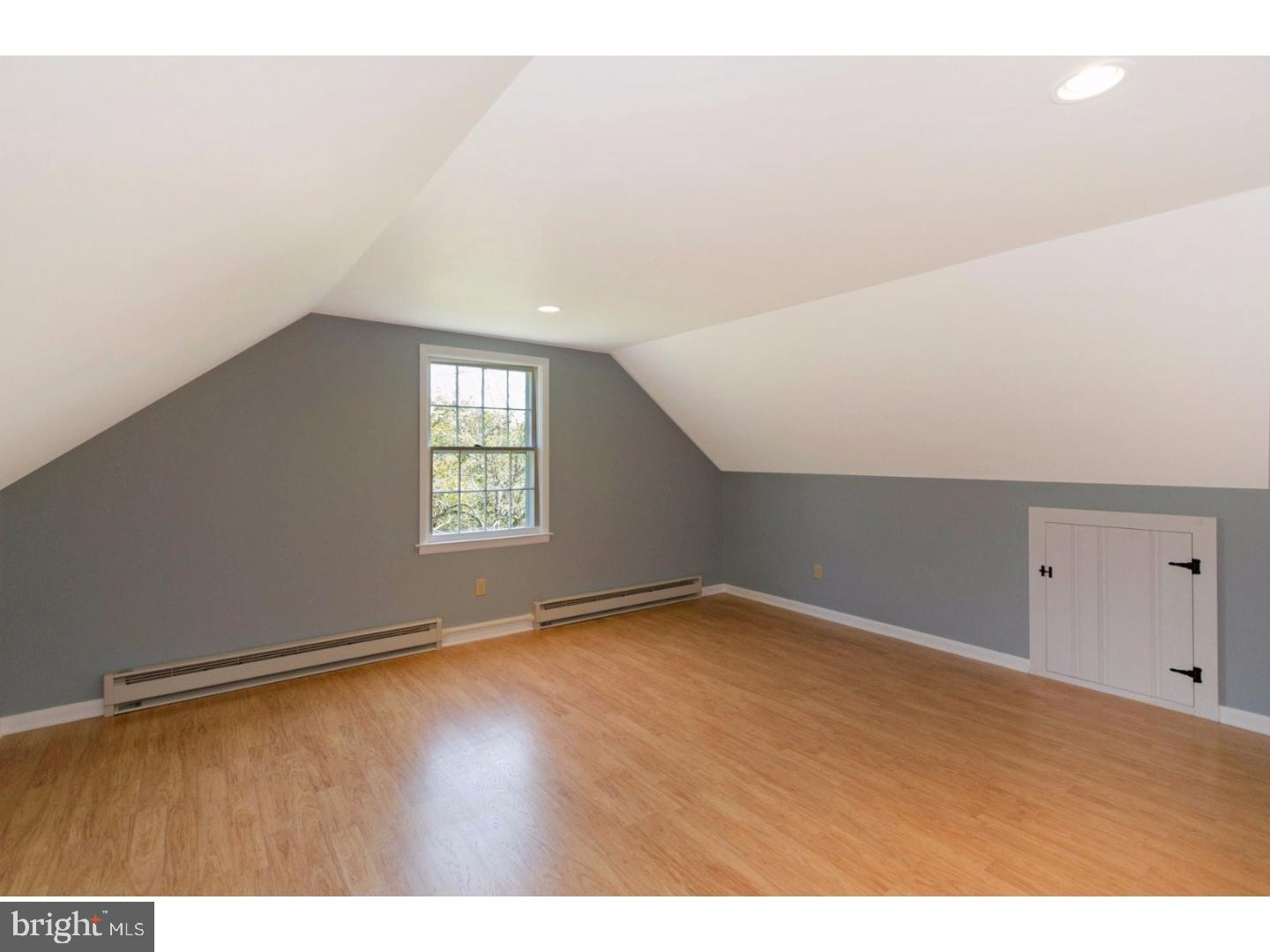 818 Sweetbriar Road Perkasie, PA 18944 - Photo 18 of 25 Gallery Image 18