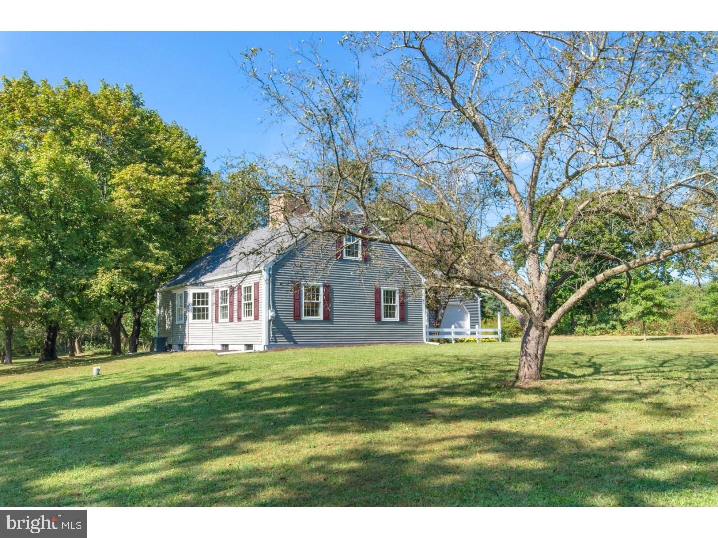 818 Sweetbriar Road Perkasie, PA 18944 - Photo 23 of 25 Gallery Image 23