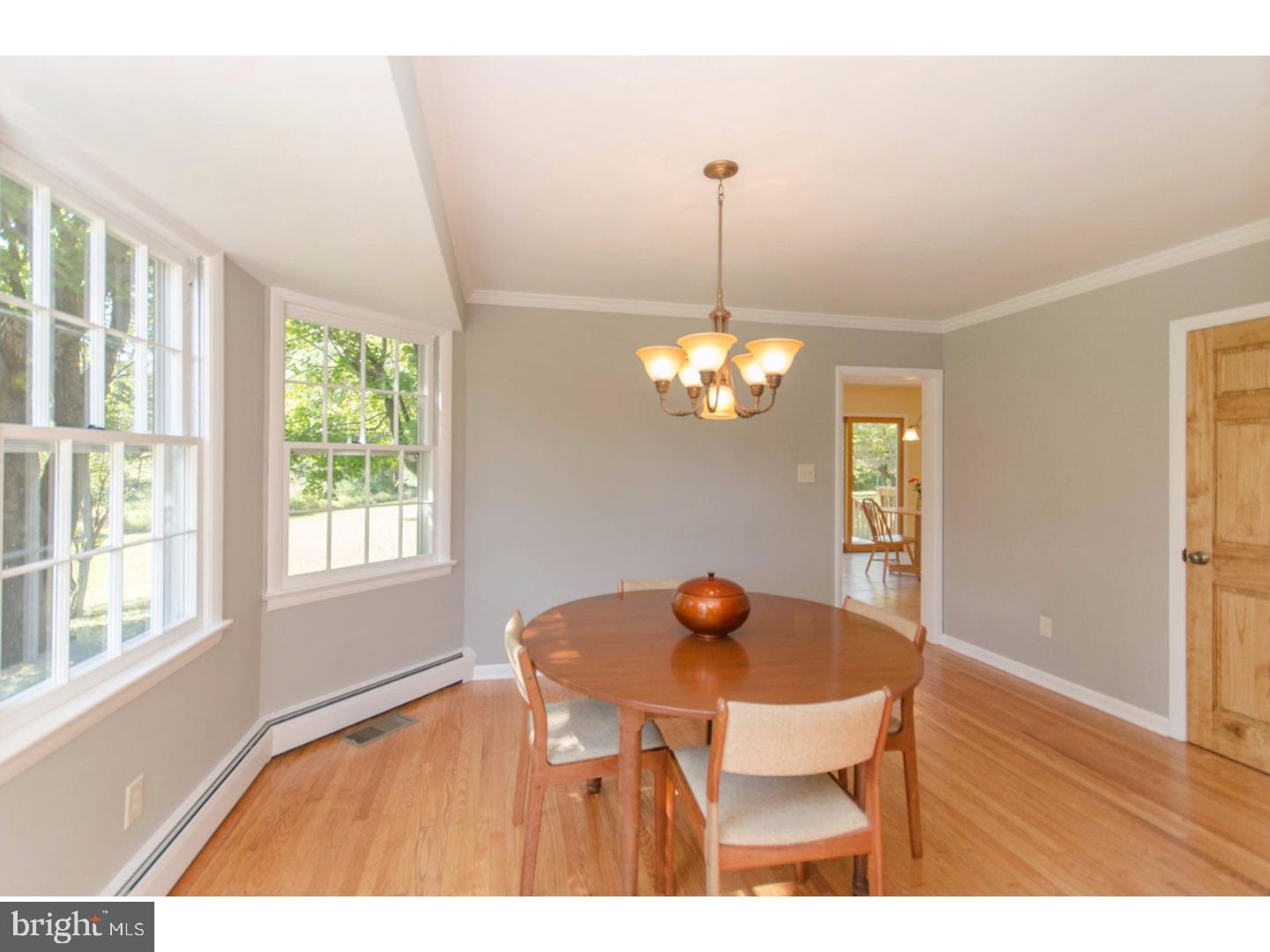 818 Sweetbriar Road Perkasie, PA 18944 - Photo 8 of 25 Gallery Image 8