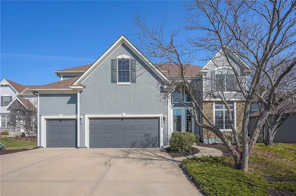 $675,000 | 14666 South Bond Street, Olathe, KS 66062