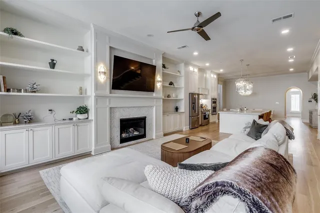 $1,594,000 | 4219 Prescott Avenue, Dallas, TX 75219