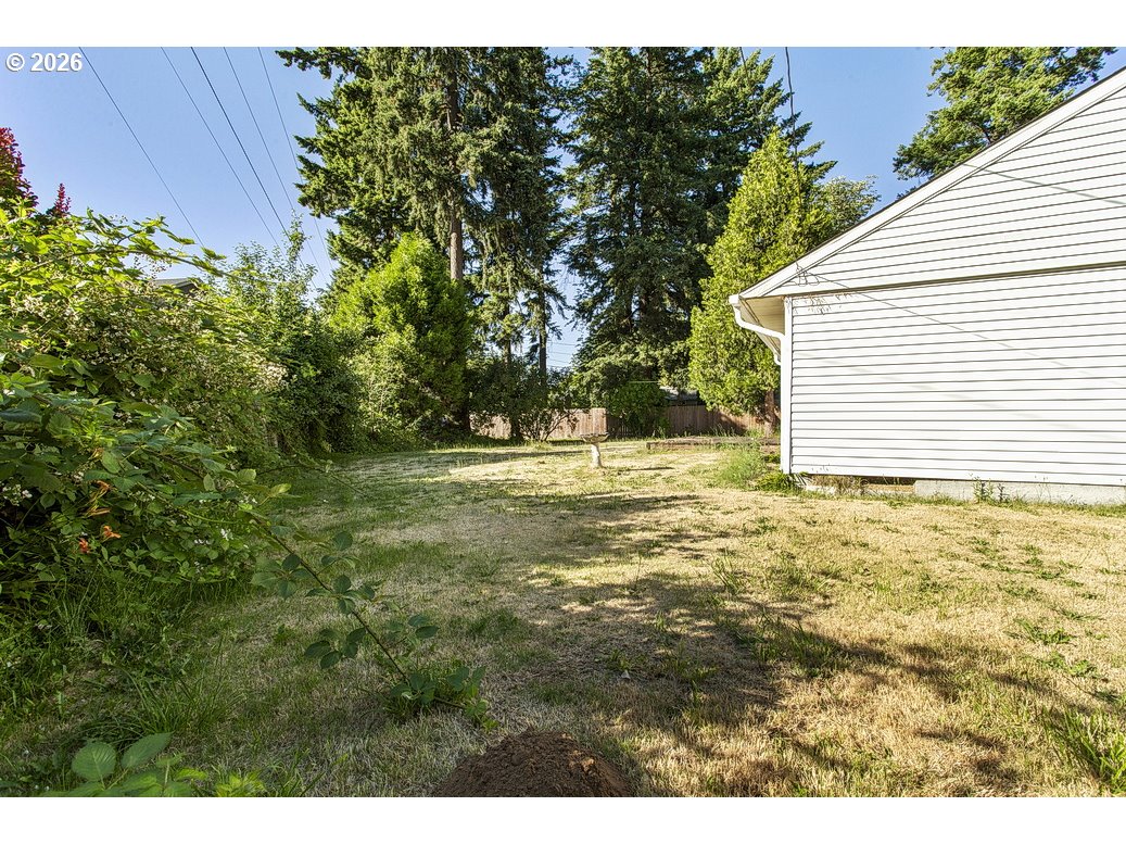 3301 Southeast 175th Place Portland, OR 97236 - Photo 28 of 34