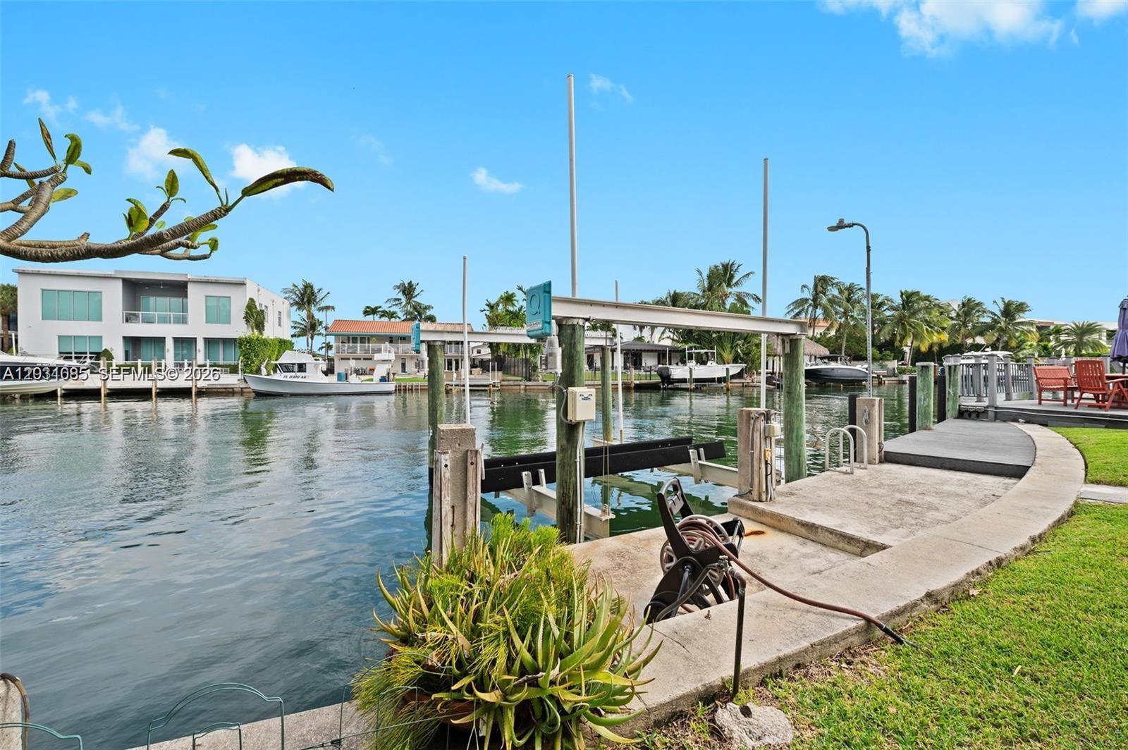 2015 Northeast 120th Road North Miami, FL 33181 - Photo 55 of 67