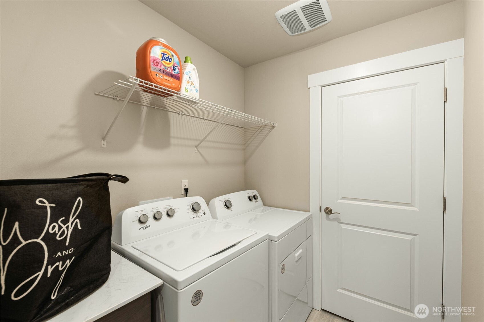 19410 28th Drive Southeast Bothell, WA 98012 - Photo 29 of 37 a utility room with dryer and washer