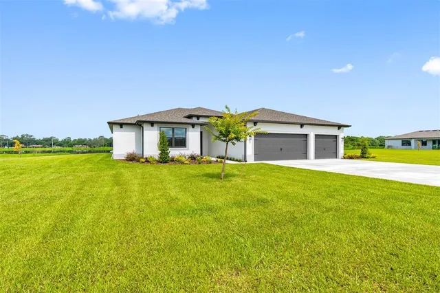 $622,900 | 13498 Lake Gallagher Drive, Dover, FL 33527