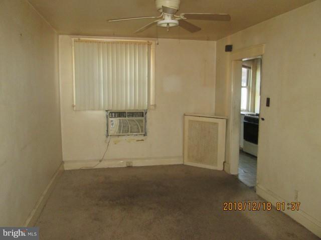 87 Springton Road Upper Darby, PA 19082 - Photo 4 of 11 Dining Room