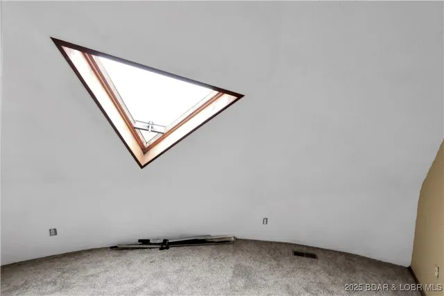 $199,000 | 167 Oak Bend Road, Kaiser, MO 65047