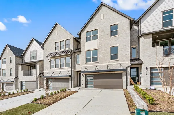 $874,990 | 1345 Linkside Drive, Irving, TX 75038