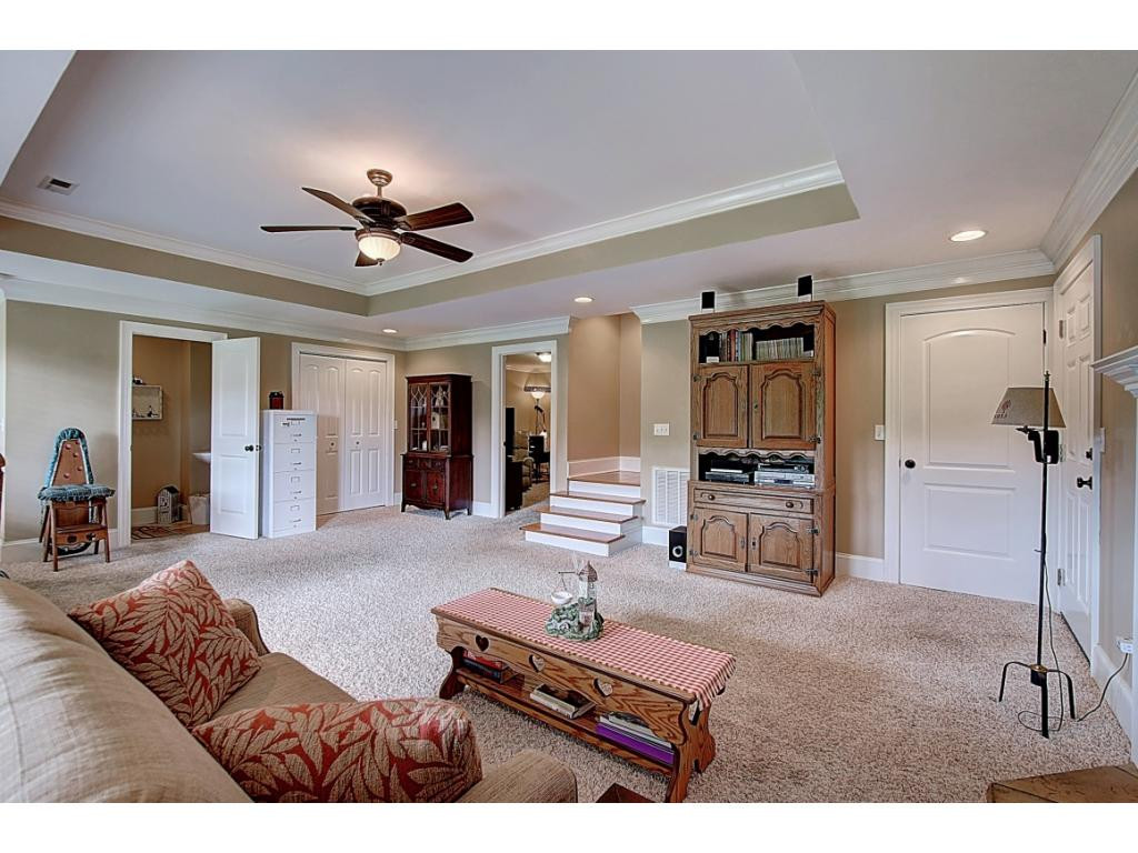 334 Pactolus Road Kingsport, TN 37663 - Photo 29 of 36 Half Bathroom in basement