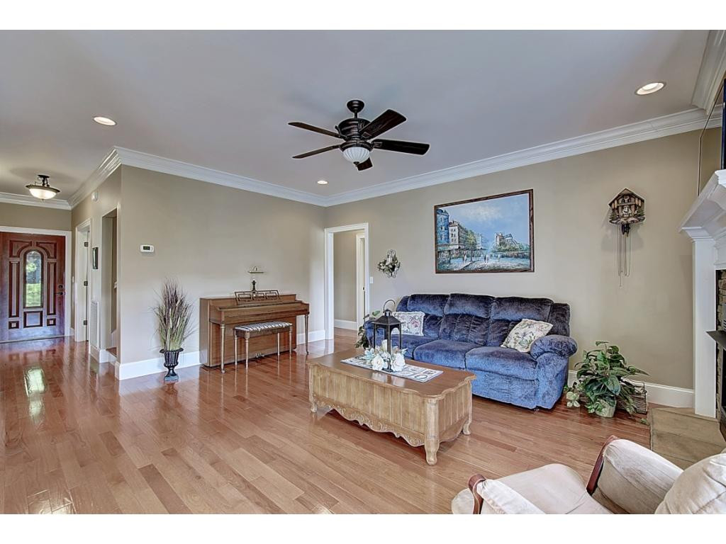 334 Pactolus Road Kingsport, TN 37663 - Photo 6 of 36 Photo 6
