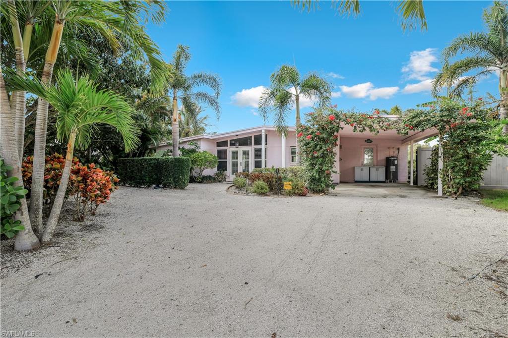 1712 Harbor Lane Naples, FL 34104 - Photo 2 of 20