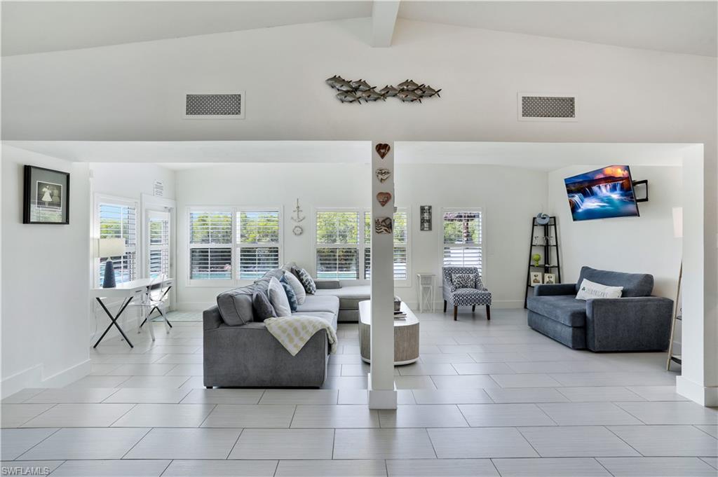 1712 Harbor Lane Naples, FL 34104 - Photo 3 of 20