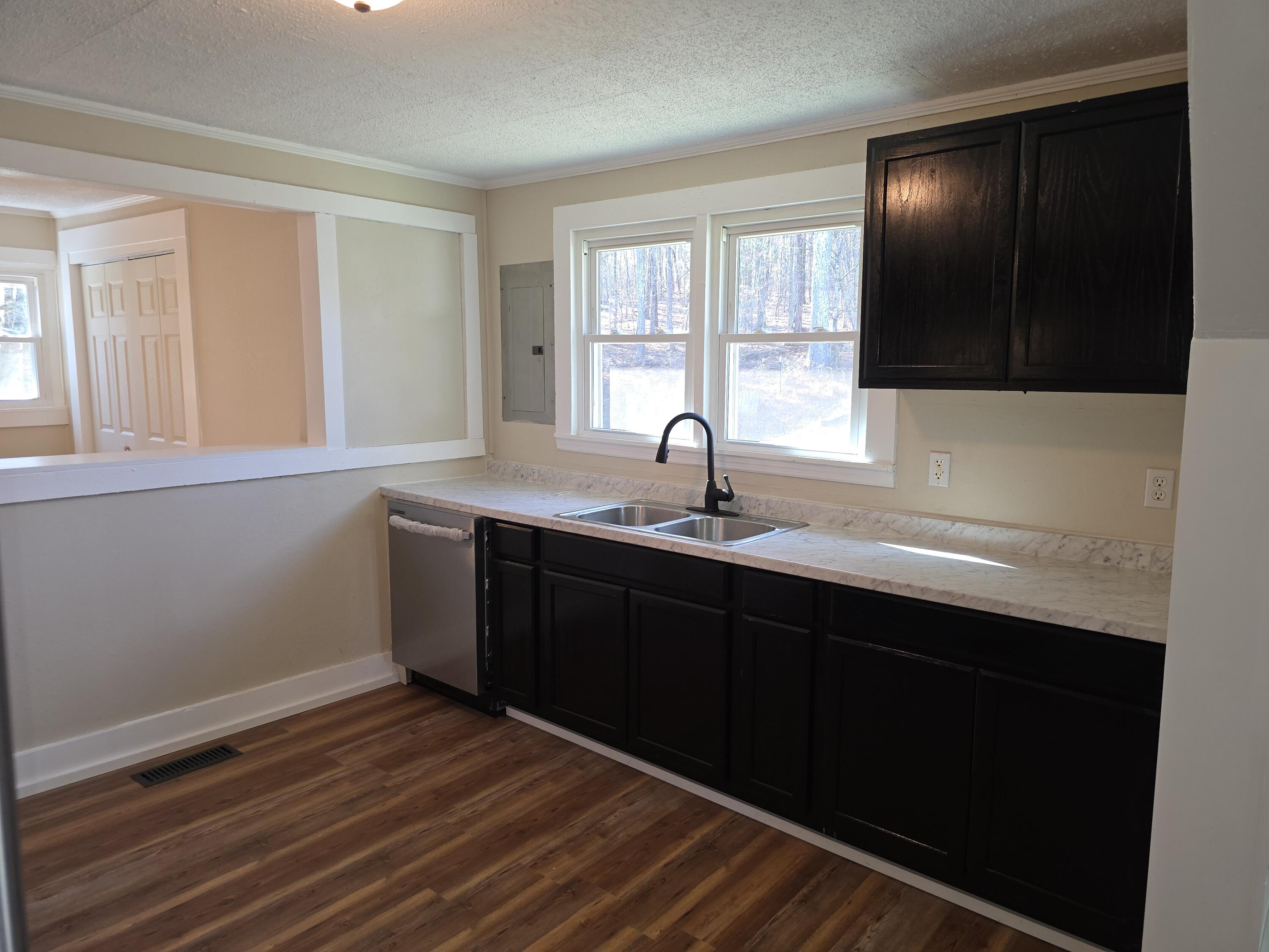 1009 West Main Street LaFayette, GA 30728 - Photo 17 of 43 20260118_142531