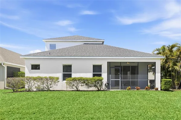a front view of house with yard