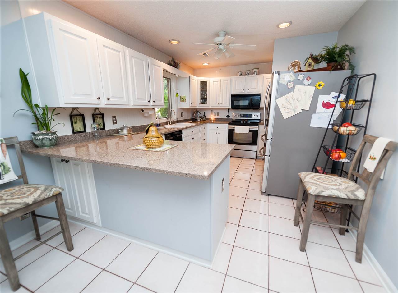 204 Lakewinds Boulevard Inman, SC 29349 - Photo 8 of 36