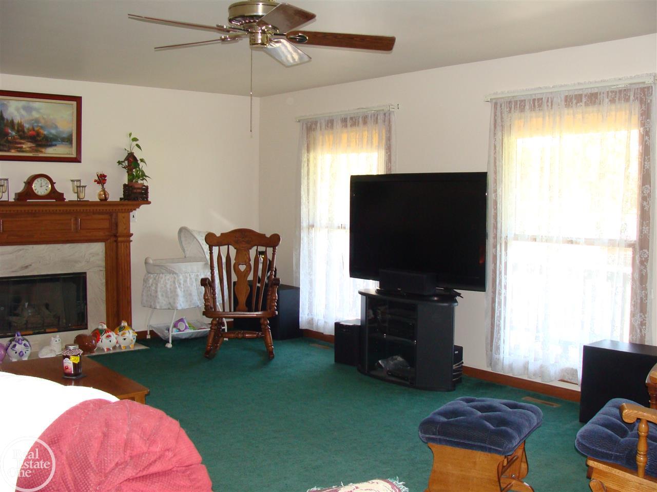 2115 Ditty Road Smiths Creek, MI 48074 - Photo 17 of 52 31315355-16.JPG