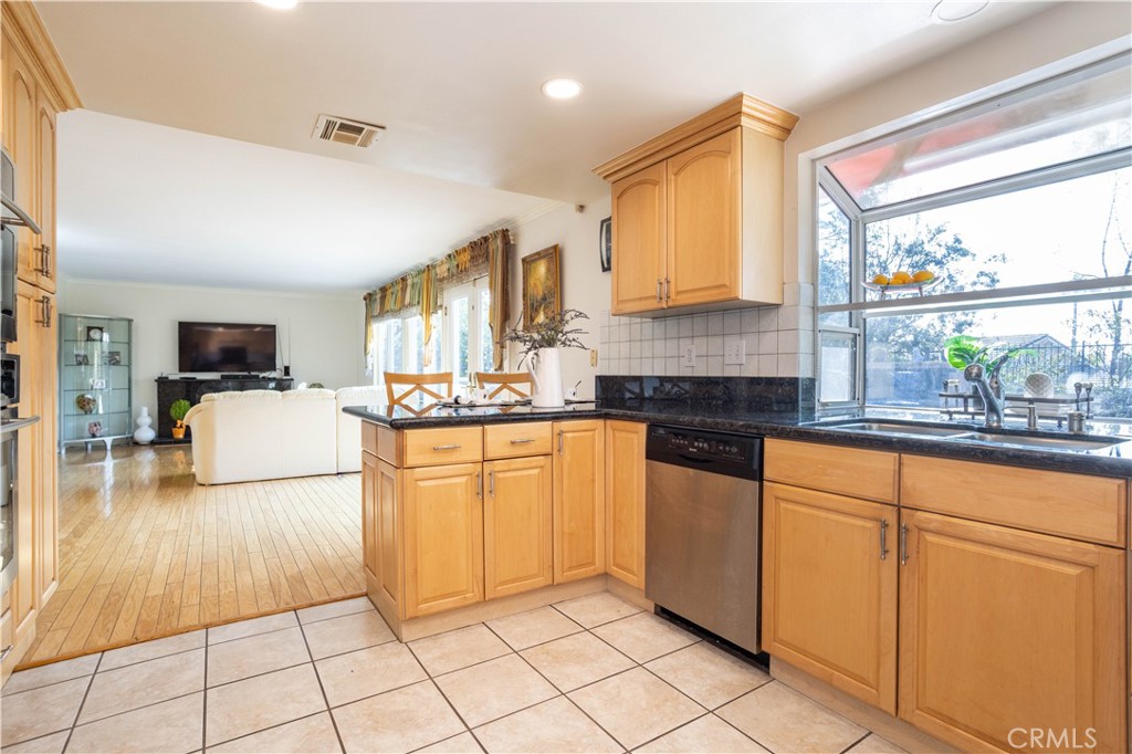 11830 Killimore Avenue Porter Ranch, CA 91326 - Photo 11 of 44