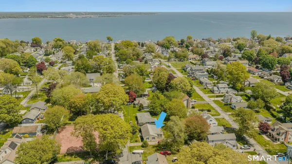 $458,000 | 64 Nehantic Drive, East Lyme, CT 06357