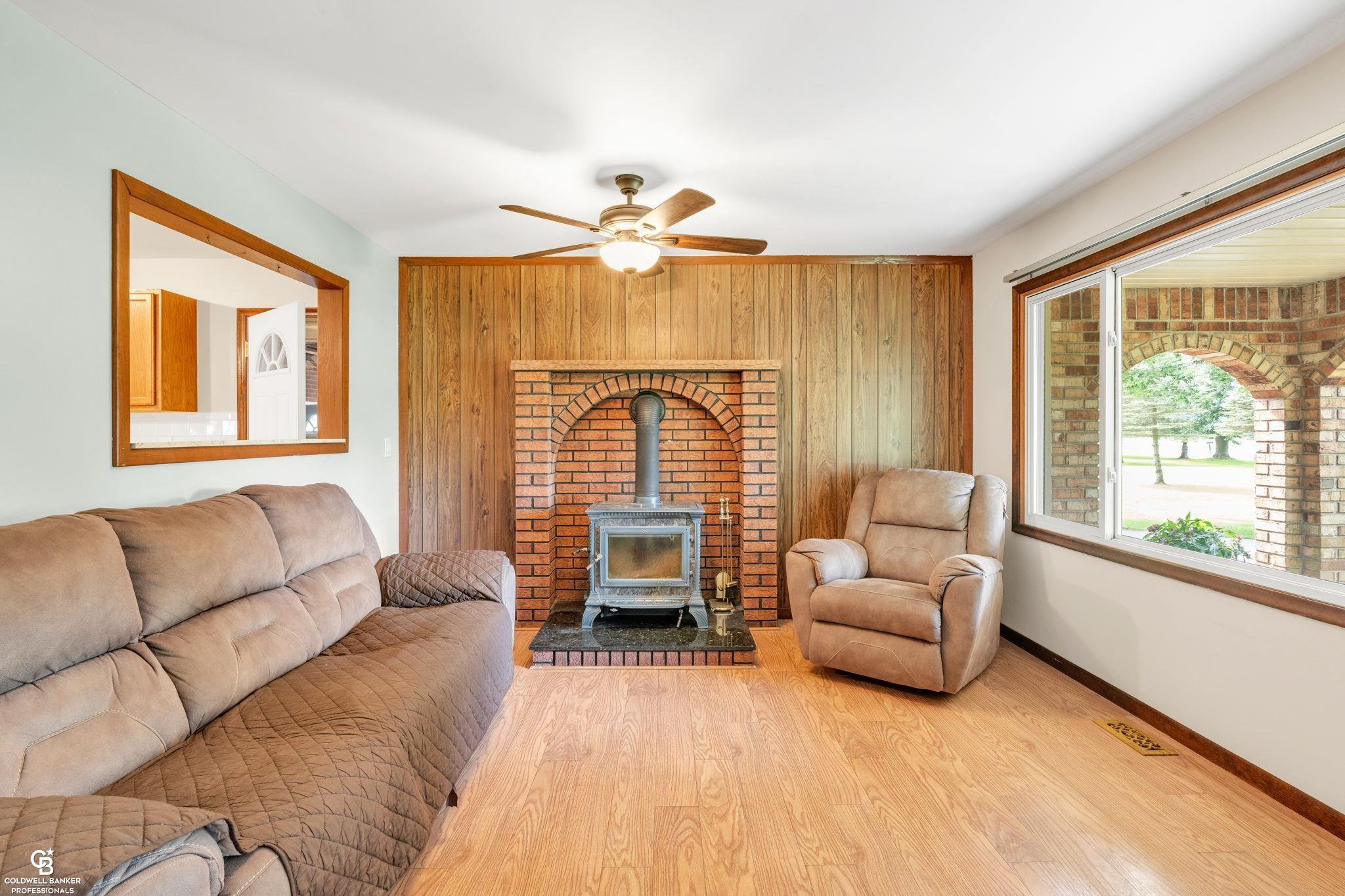 9757 Bartel Road Columbus, MI 48063 - Photo 21 of 43