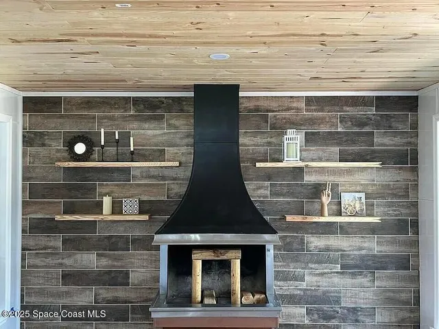 $2,200 | 450 Riverdale Drive, Merritt Island, FL 32953