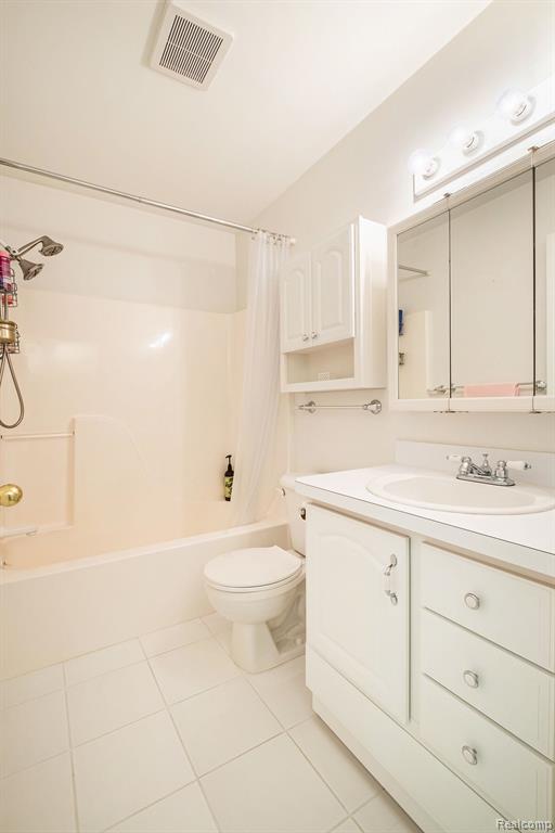 1253 Reid Road Grand Blanc, MI 48439 - Photo 31 of 40