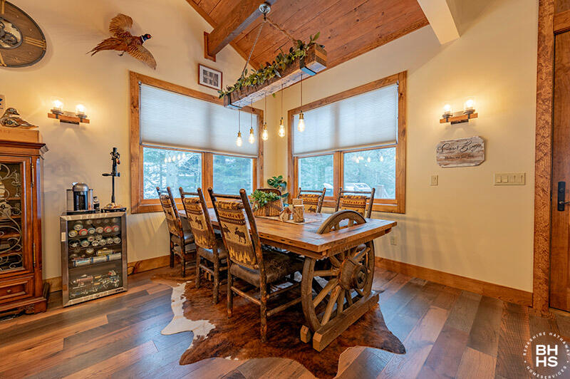 773 Bartlett Carry Road Tupper Lake, NY 12986 - Photo 17 of 62 CampSummerBreezeOnUpperSaranac_DiningRoo