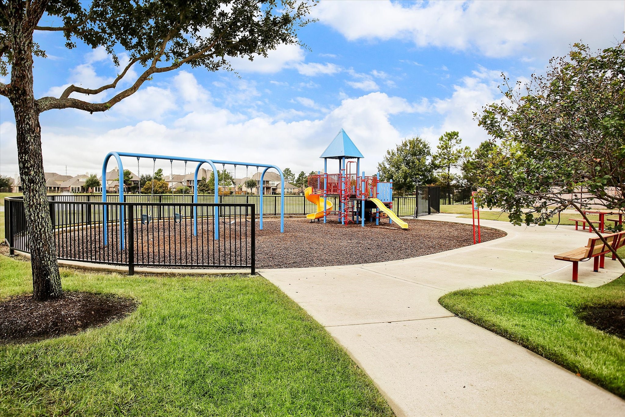 11404 Island Manor Street Pearland, TX 77584 - Photo 39 of 42 One of the many parks and amenities available for residents to enjoy daily.