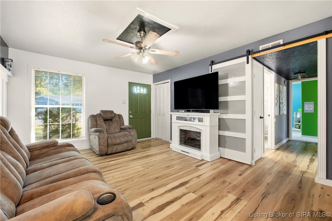1016 Assembly Road Jeffersonville, IN 47130 - Photo 5 of 24 Gallery Image 5