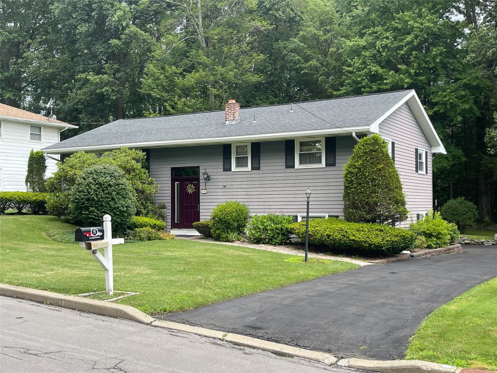 236 Ridgefield Road Endicott, NY 13760 - Photo 1 of 36 Gallery Image 1