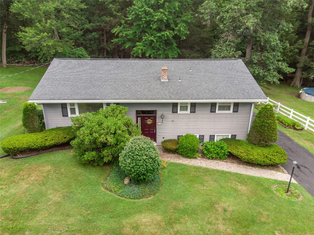 236 Ridgefield Road Endicott, NY 13760 - Photo 2 of 36 Gallery Image 2