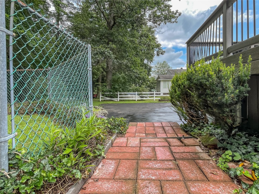 236 Ridgefield Road Endicott, NY 13760 - Photo 33 of 36 Gallery Image 33